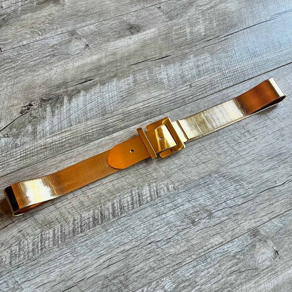 Escada Vintage 90’s Gold Metal Luxury Belt!